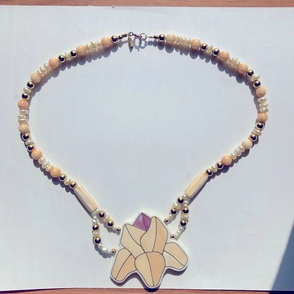 Vintage Karla Jordan Flower Pendant Statement Necklace - Picture 2 of 12